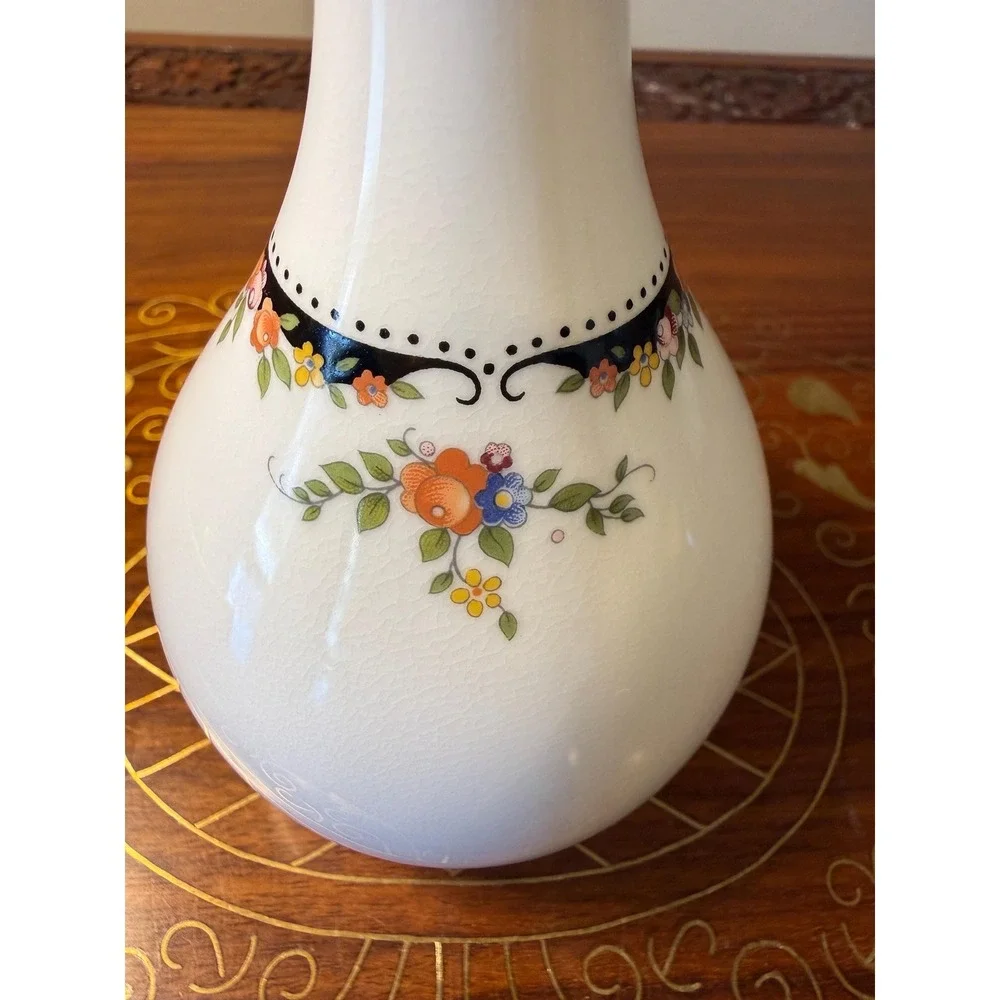 Vintage Wedgwood Osborne Bud Vase with‎ Box